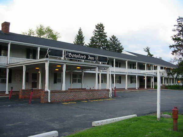 Botsford Inn - 2002 Photo (newer photo)